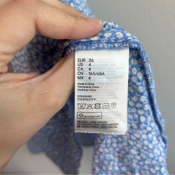 H&M Floral Blue High-Rise Calf-Length Skirt Size 4 - Picture 4 of 7